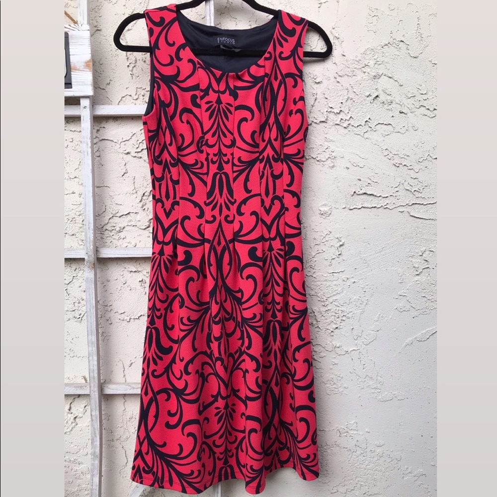 ✨SOLD✨ EUC Midi Dress Size 8